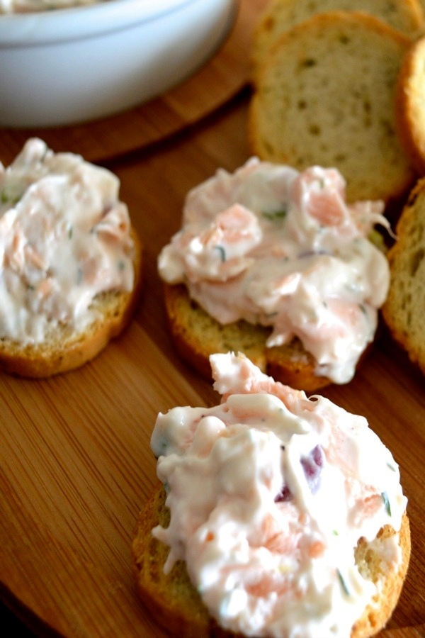 Salmon Dip with Toasted Bagel Crisps