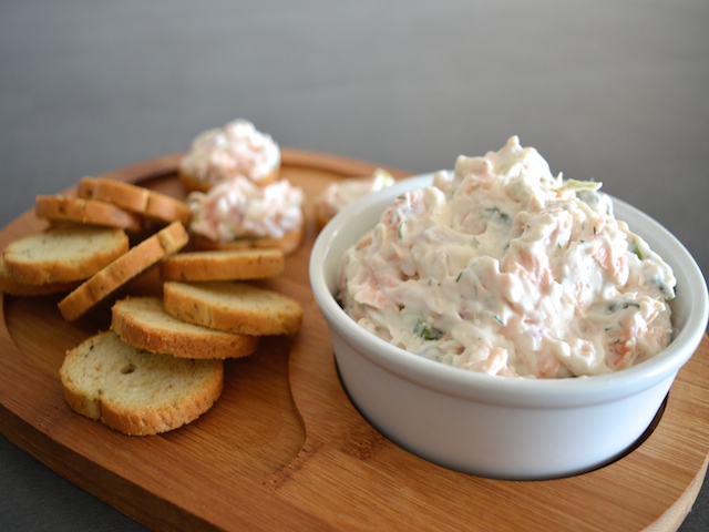 Salmon Dip with Toasted Bagel Chips