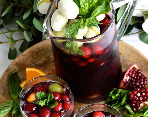 Pomegranate And Cranberry Red Wine Sangria